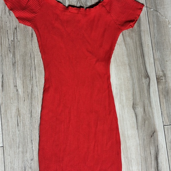 Red Button-Down Ribbed Dress - Picture 3 of 3